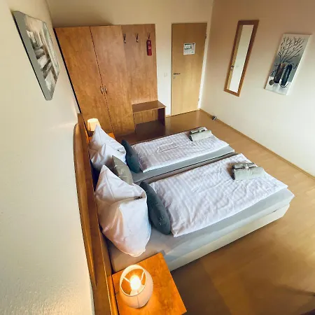 Haus Loehrberg Guest house *