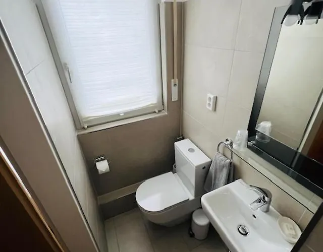 Haus Loehrberg بيت ضيافة